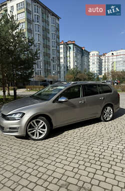 Универсал Volkswagen Golf 2015 в 