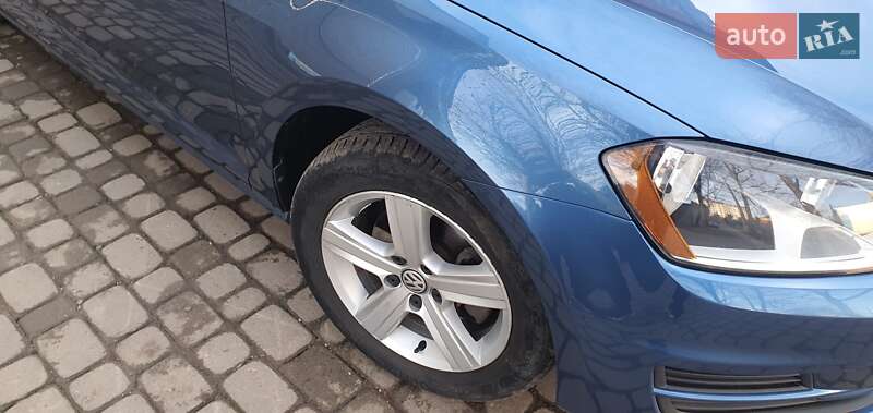Универсал Volkswagen Golf 2015 в Ивано-Франковске