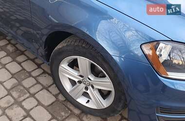Универсал Volkswagen Golf 2015 в 