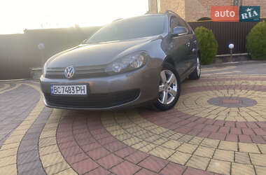 Универсал Volkswagen Golf 2010 в 