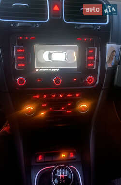 Универсал Volkswagen Golf 2010 в 