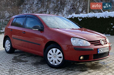 Хэтчбек Volkswagen Golf 2008 в 