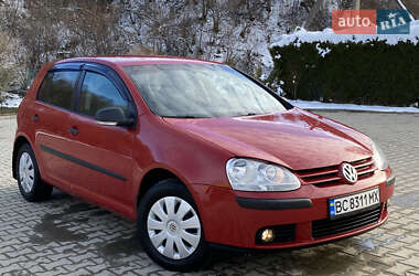 Хэтчбек Volkswagen Golf 2008 в 