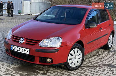 Хэтчбек Volkswagen Golf 2008 в 