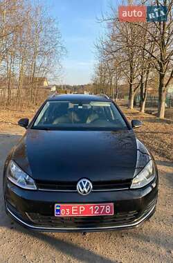 Универсал Volkswagen Golf 2015 в 