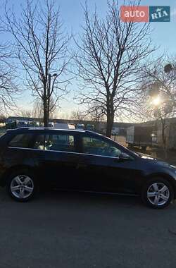 Универсал Volkswagen Golf 2015 в 