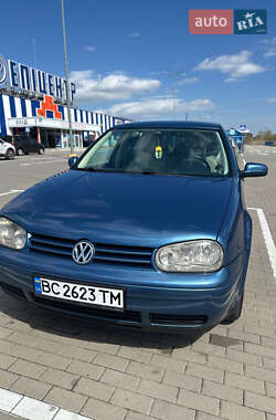 Хэтчбек Volkswagen Golf 1999 в 