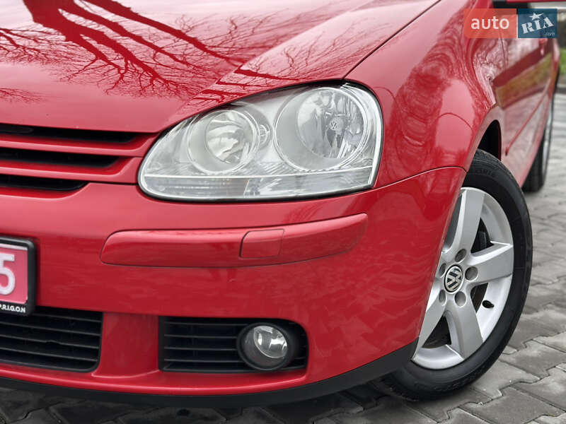 Хэтчбек Volkswagen Golf 2008 в Виннице
