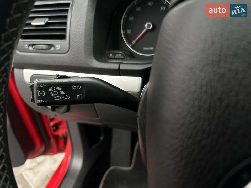 Хэтчбек Volkswagen Golf 2008 в Виннице