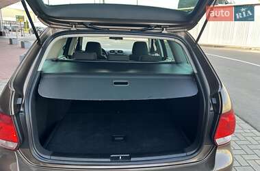 Универсал Volkswagen Golf 2013 в 