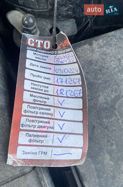 Хэтчбек Volkswagen Golf 2010 в 