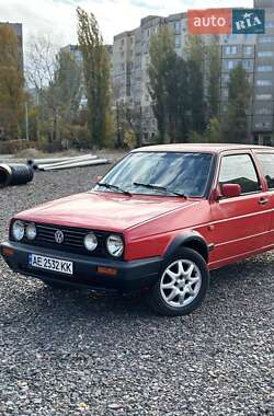Хэтчбек Volkswagen Golf 1987 в 