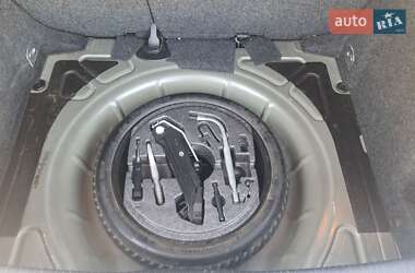 Хетчбек Volkswagen Golf 2004 в 