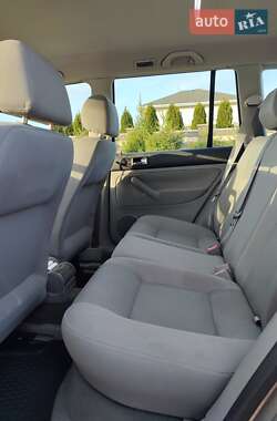 Универсал Volkswagen Golf 2004 в 