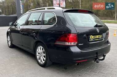 Універсал Volkswagen Golf 2010 в 