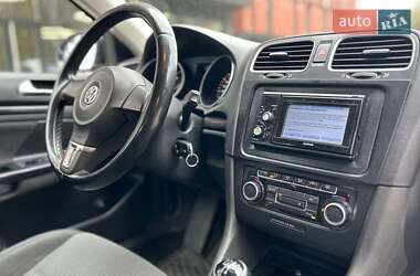 Універсал Volkswagen Golf 2010 в 