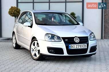Хэтчбек Volkswagen Golf 2008 в 