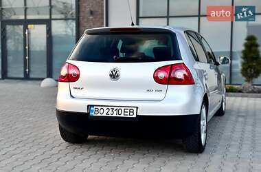 Хэтчбек Volkswagen Golf 2008 в 