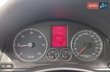 Хэтчбек Volkswagen Golf 2008 в 