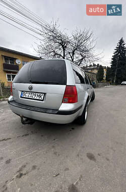 Универсал Volkswagen Golf 2001 в 