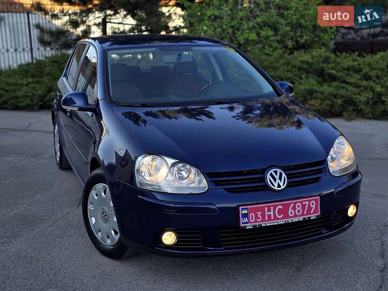 Хэтчбек Volkswagen Golf 2008 в Полтаве