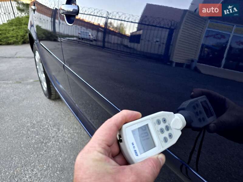 Хэтчбек Volkswagen Golf 2008 в Полтаве