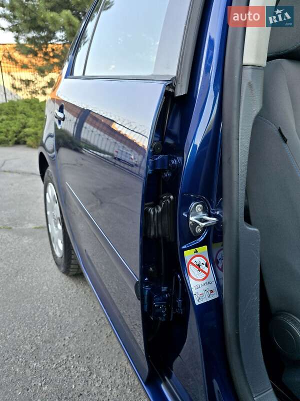 Хэтчбек Volkswagen Golf 2008 в Полтаве