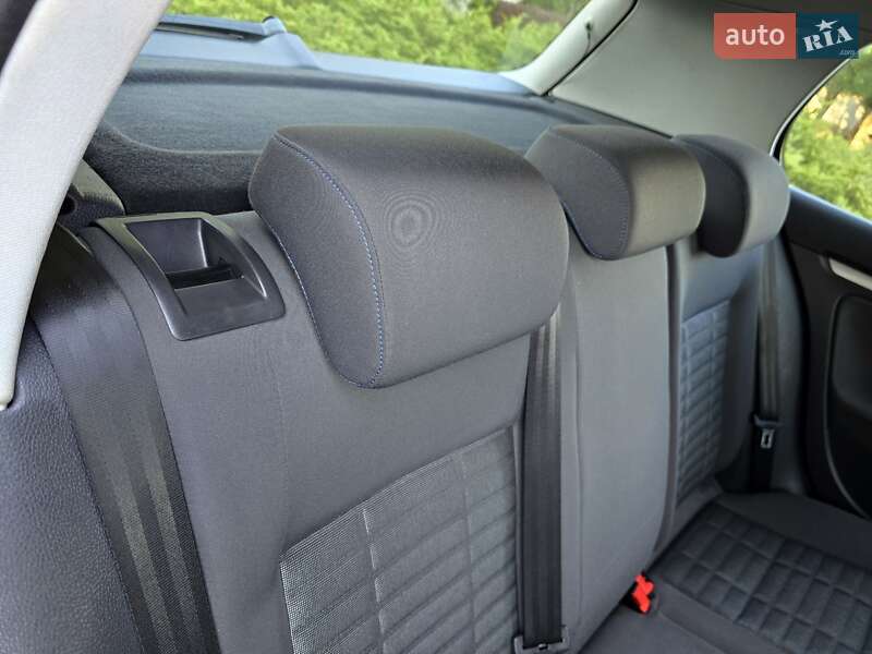 Хэтчбек Volkswagen Golf 2008 в Полтаве