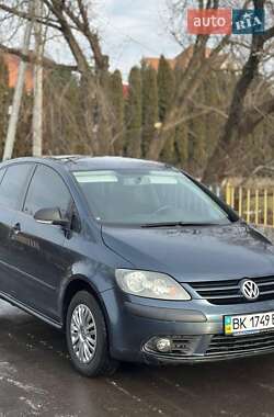 Хетчбек Volkswagen Golf 2007 в 