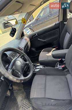 Универсал Volkswagen Golf 1999 в 