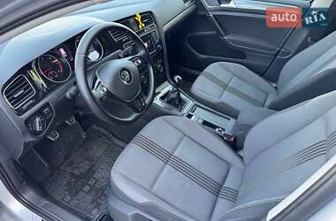 Универсал Volkswagen Golf 2016 в 