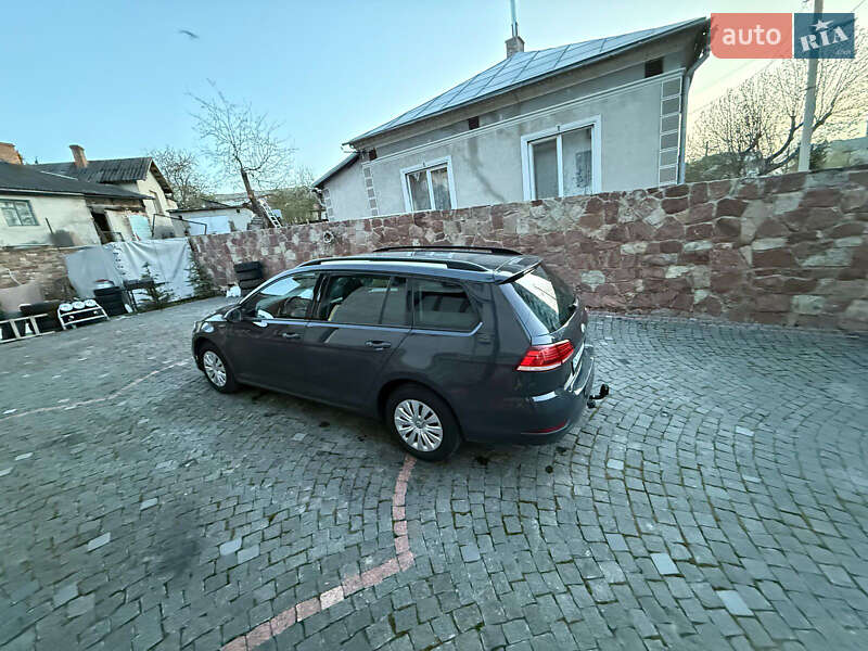 Универсал Volkswagen Golf 2017 в Тернополе