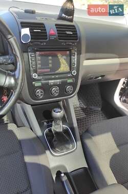 Универсал Volkswagen Golf 2009 в 