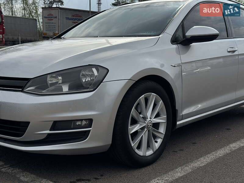 Універсал Volkswagen Golf 2013 в Ковелі