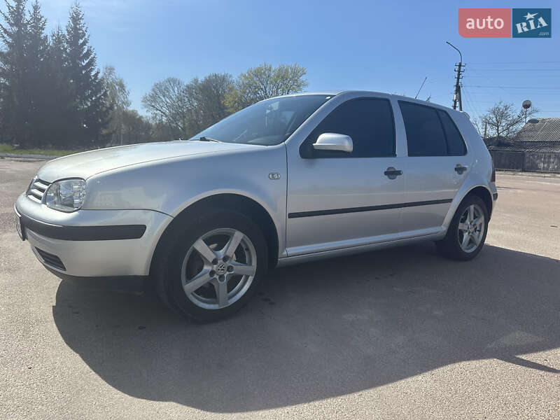 Volkswagen Golf 2001