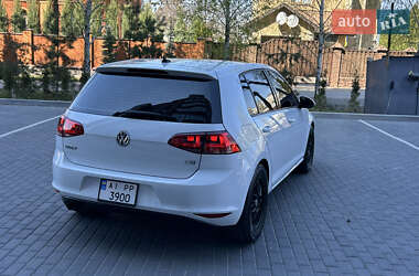 Хэтчбек Volkswagen Golf 2016 в 