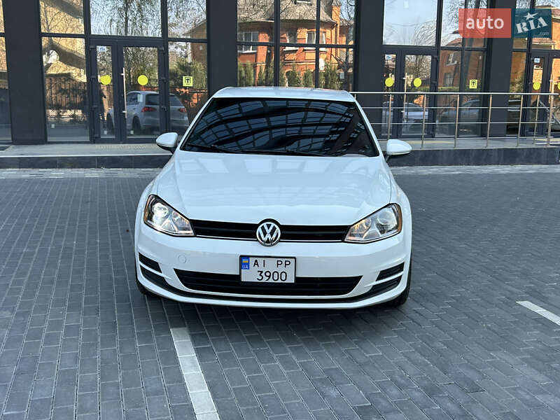 Хетчбек Volkswagen Golf 2016 в Полтаві