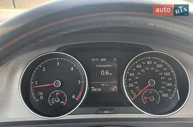 Универсал Volkswagen Golf 2015 в 