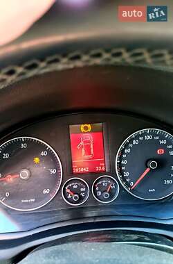Хэтчбек Volkswagen Golf 2007 в 
