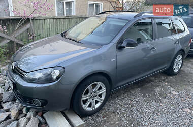 Универсал Volkswagen Golf 2013 в 