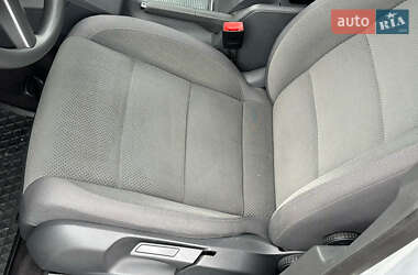 Хэтчбек Volkswagen Golf 2005 в 