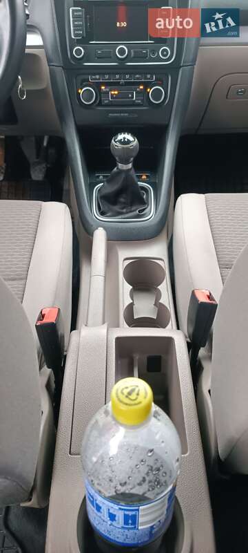 Универсал Volkswagen Golf 2011 в Калуше