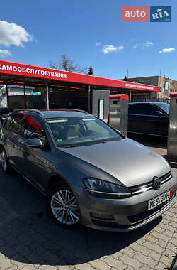 Универсал Volkswagen Golf 2014 в 