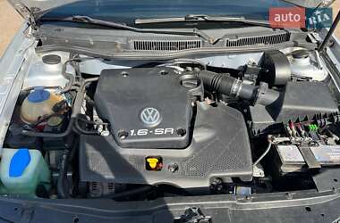 Хетчбек Volkswagen Golf 1997 в 