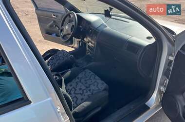 Хетчбек Volkswagen Golf 1997 в 