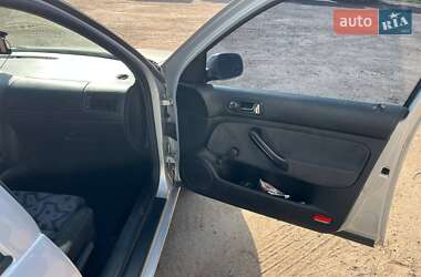 Хетчбек Volkswagen Golf 1997 в 
