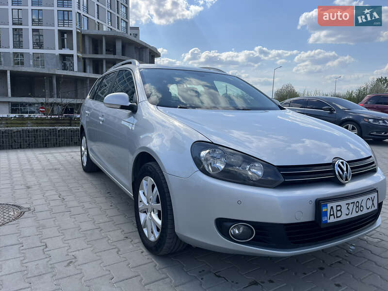 Универсал Volkswagen Golf 2012 в Львове