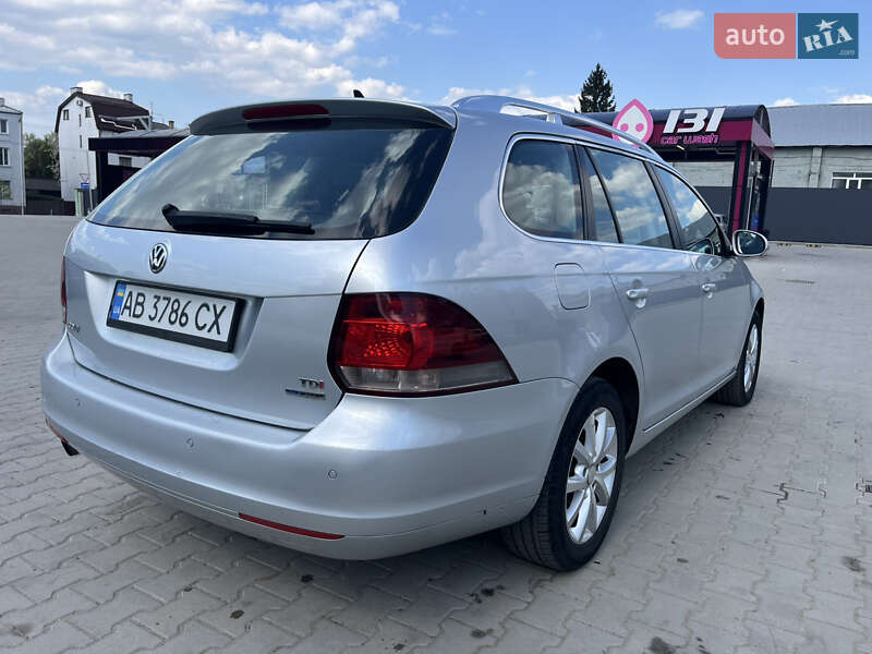 Универсал Volkswagen Golf 2012 в Львове