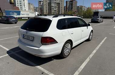Универсал Volkswagen Golf 2010 в 