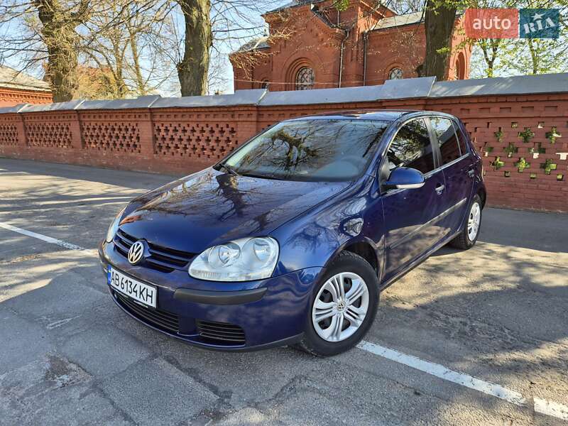 Volkswagen Golf 2004